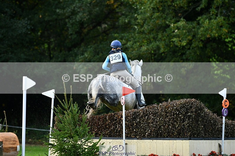 251025A-095954-15218 - D-329-Clementine.Montgomerie