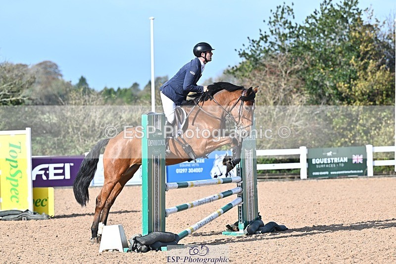 261028-111149-00215 - British Novice and 90cm