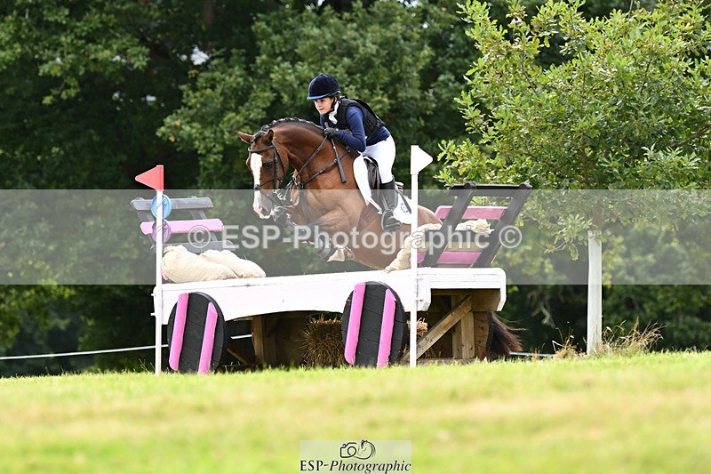 240825X-161624-36704 - 80cm XC 15.30 to 16.30