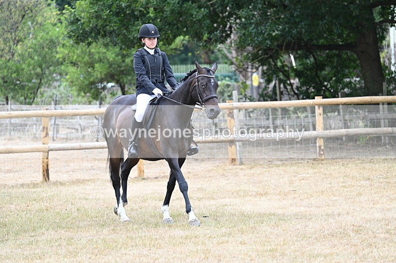 WJ7_1082 - Class 8 Ridden Veterans