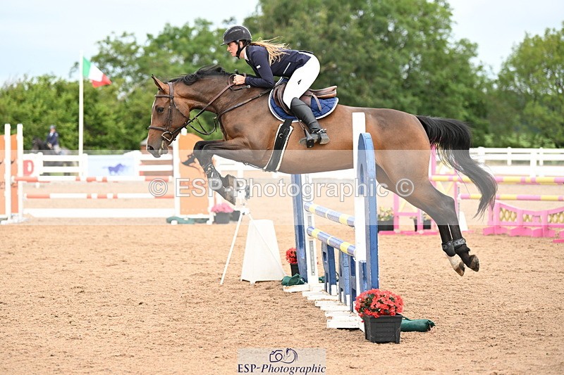 240802A-084652-03234 - Cls 21 A&B Brit Nov & 90cm Open