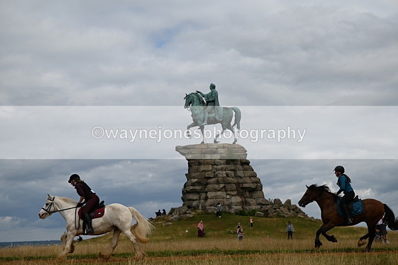 DSC_6257 - Time at Statue 12:17 to 12:44
