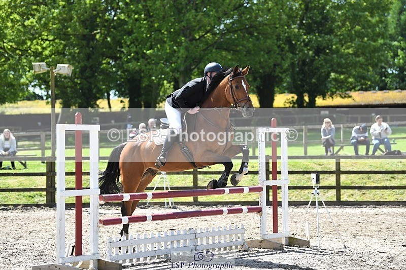 230512-120513-01371 - Cls 11a Snr Brit Nov