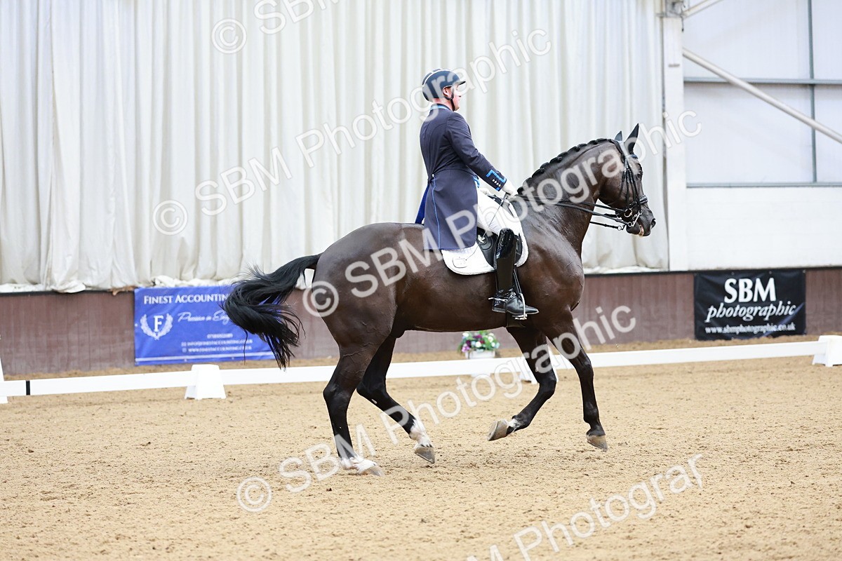 SBM_015952 - Class 5 - FEI INT II - 15.48-17.00