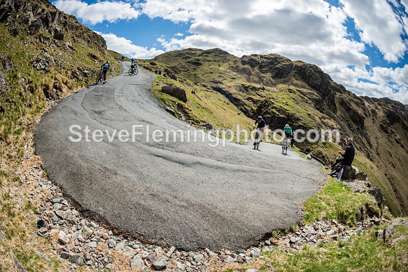 114855 - Hardknott Hairpin 11.00 - 12.00