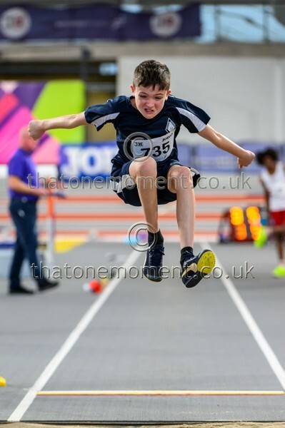 Age26SUN-927835 - Track Male Set Two