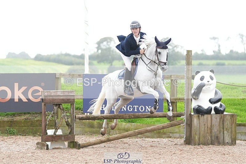 250920-162308-01609 - Cls 22 Pony Intro 90cm Derby