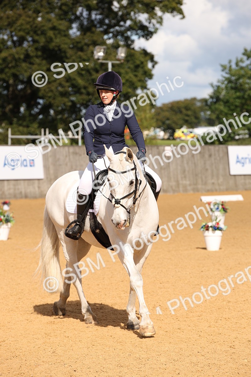 SBM_04257 - D2 Small Tour Championship Intro C
