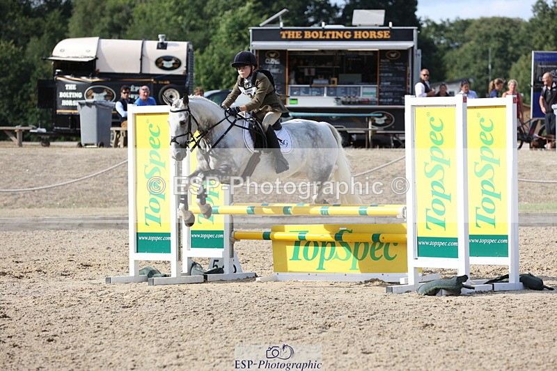 250803A-171754-17811 - R-824-Poppy.Wilkinson-DAISY.DER.BLUME