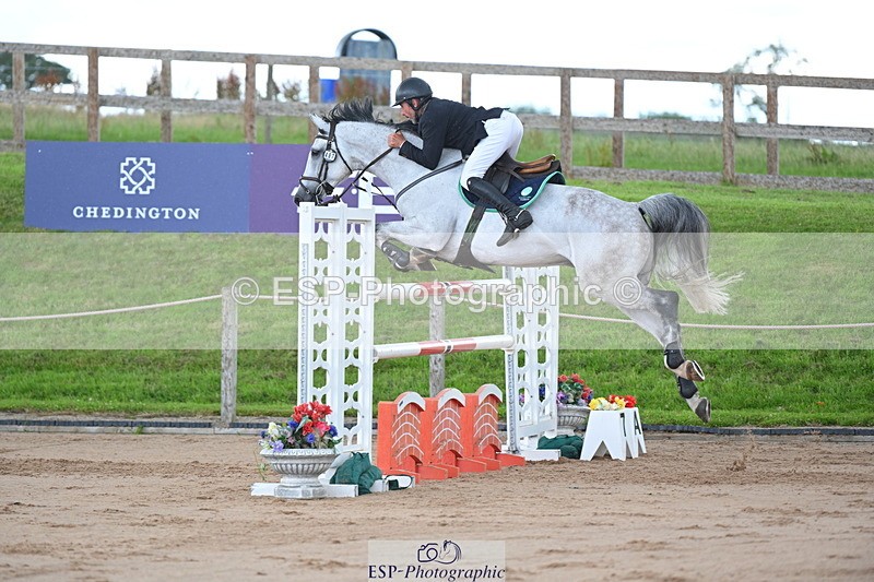 230721A-113011-05667 - Cls 6, 2 Star Medium 1.35m