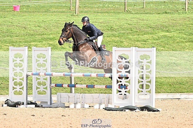 250416-132411-01055 - Cls 4 Newcomers and 1.10m