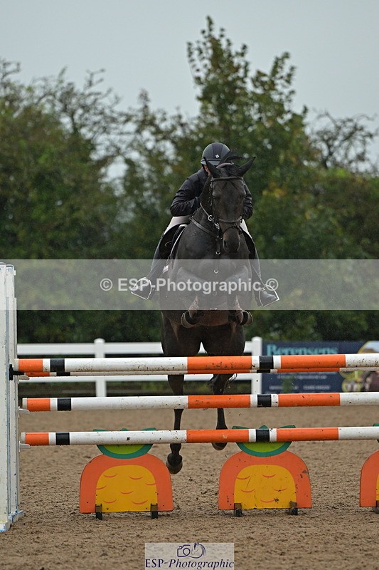 240925A-142718-01143 - Cls 5 Foxhunter and 1.20m Open
