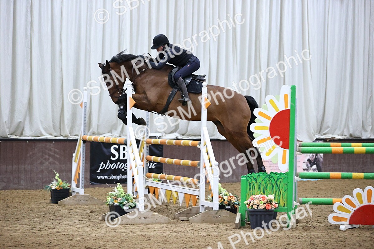 SBM_002062 - Class 5 - Senior Foxhunter - 1.20m Open
