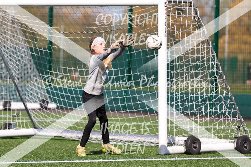1DX30288 - 2026-03-21 FC Abbey Meads U9 Purple Girls V Stratton Juniors FC U9 Pheonix Girls