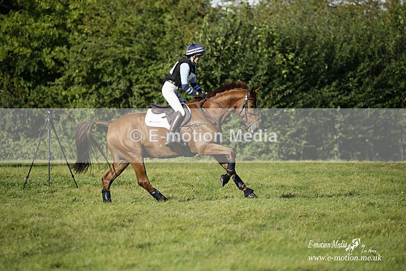  WWHT 031021 607 - WWEC Novice Restricted (0.80m) 18/10/20