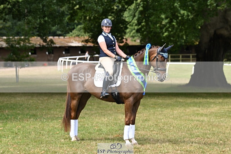 250719A-104820-03948 - 144-Verity.Perry-Vogue