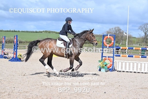 BPP_9920 - CLASS 19 SUN Senior British Novice/ 90cm Open