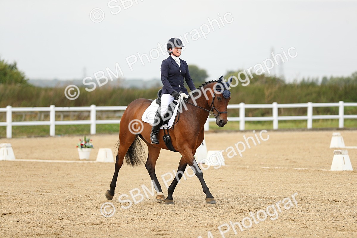 SBM_017324 - Class 13 - Novice 23 - 13.31-14.13