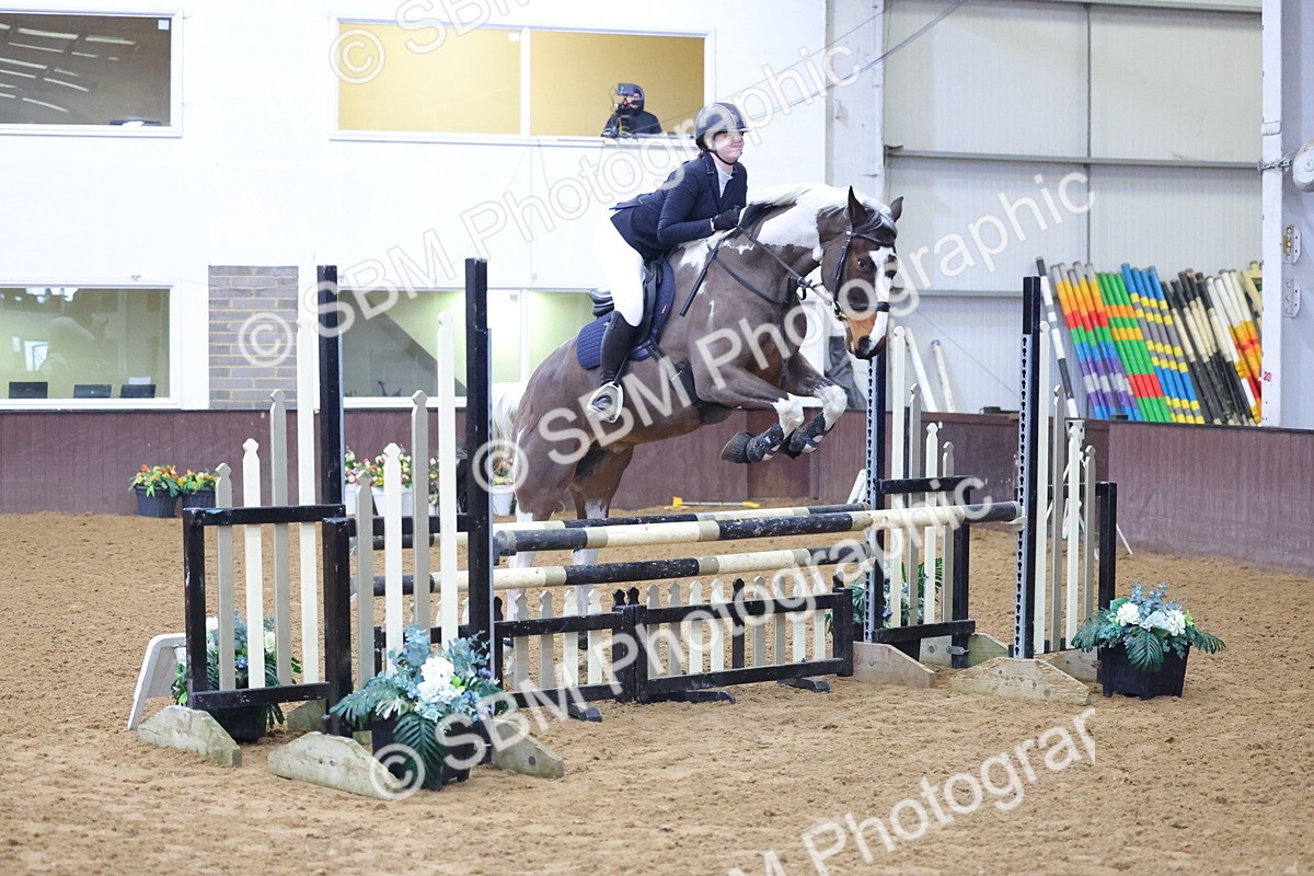 SBM_008437 - Class 21 - Nupafeed Supplements Senior Discovery/ 1m Open - First Round (1.00m)