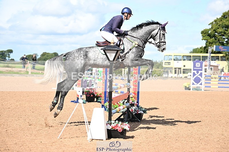 240912A-114236-00637 - Cls 2 Snr Newcomers