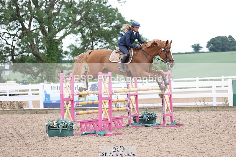 250625-155628-01574 - Cls 6 Foxhunter and 1.20m Open