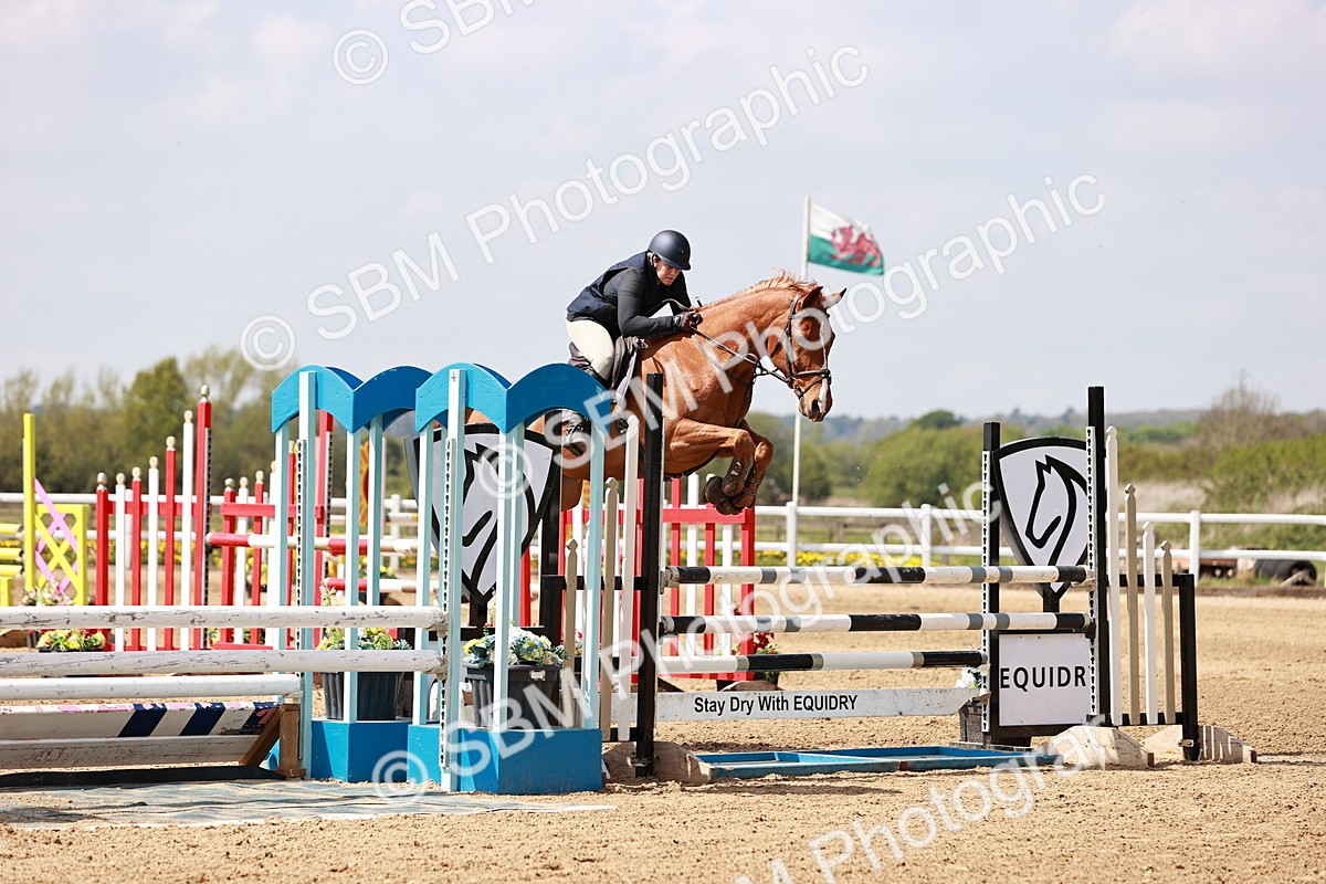  - Class 24 - Senior Newcomers - 1.10m