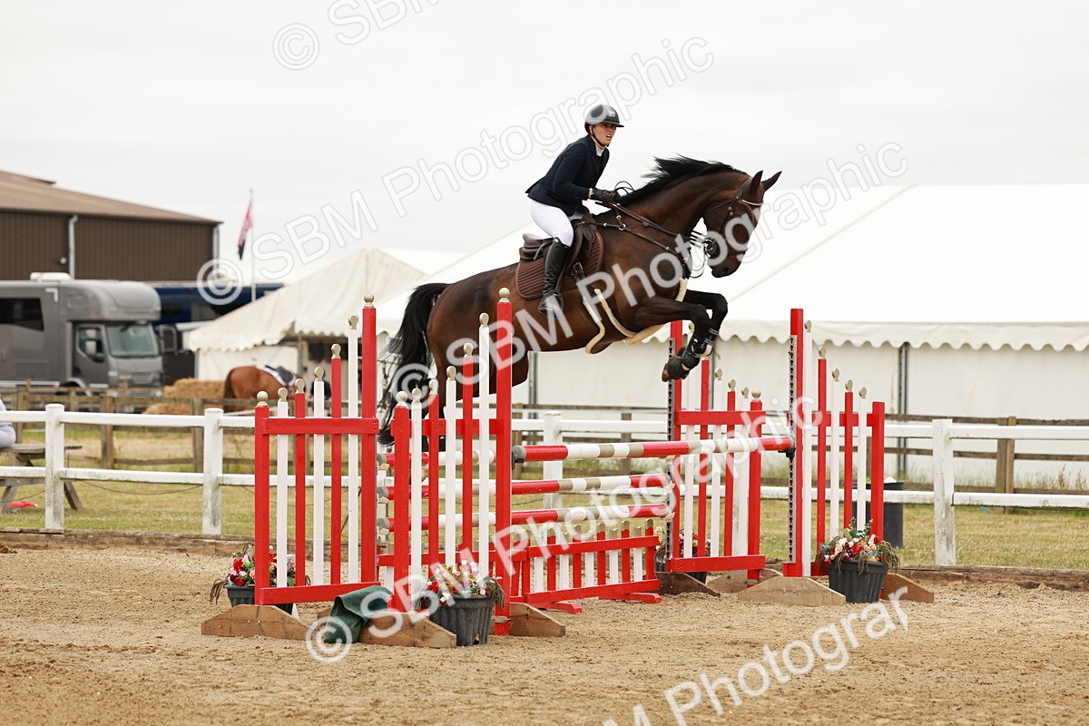 SBM_016592 - Class 20 - Senior Newcomers - 1.10m