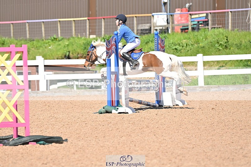 240504A-152024-02520 - Cls 22 & 23 Stepping Stones 128cm & 138cm & Under11's