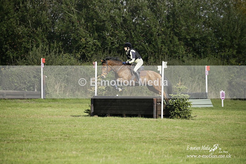  WWHT 171021 3124 - Intermediate (0.90m)  17/10/21