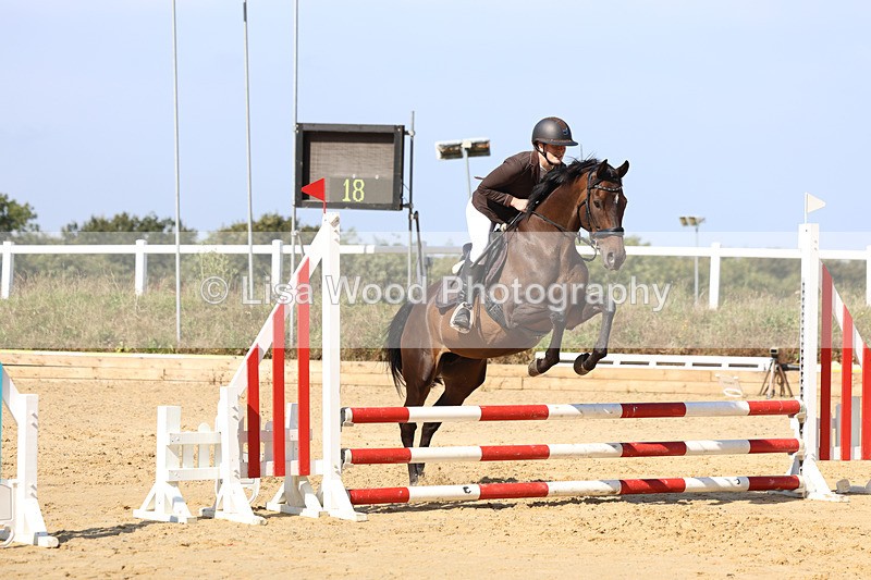 3E7A1037 - Class 7: 70cm Senior