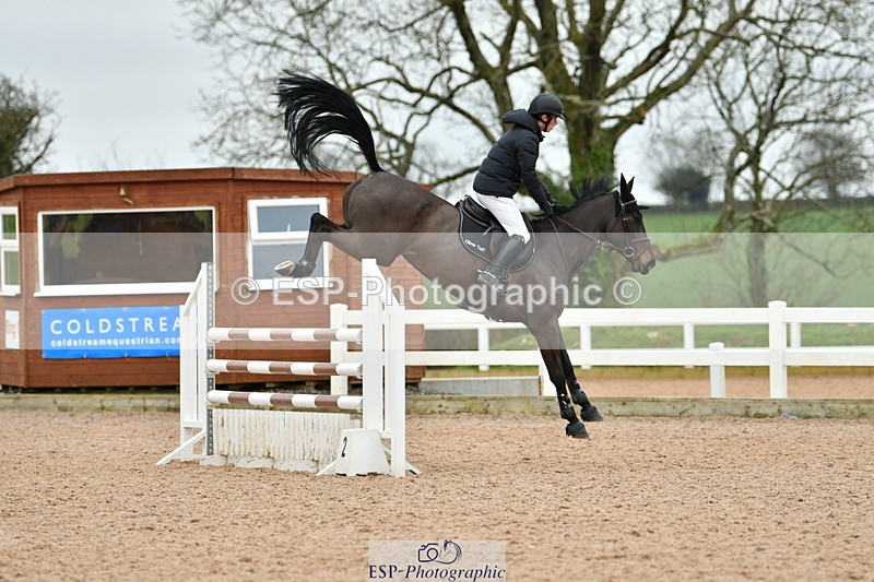 240112A-122130-00693 - Cls 5 Newcomers and 1.10m Open