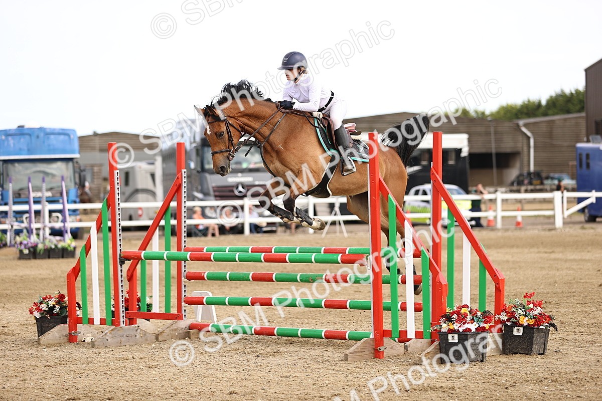 SBM_002369 - Class 18 - Ariat Senior British Novice- 90cm Open