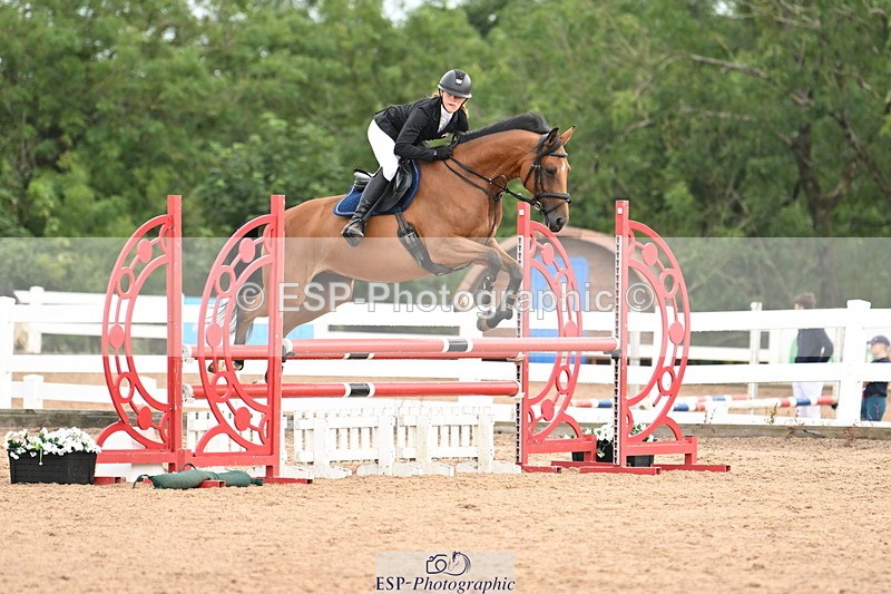 240802A-084211-03215 - Cls 21 A&B Brit Nov & 90cm Open