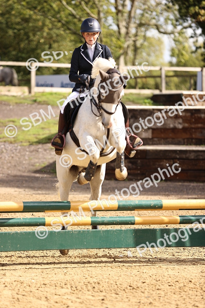 SBM_47911 - J9 - Junior Pony 70cm Championship