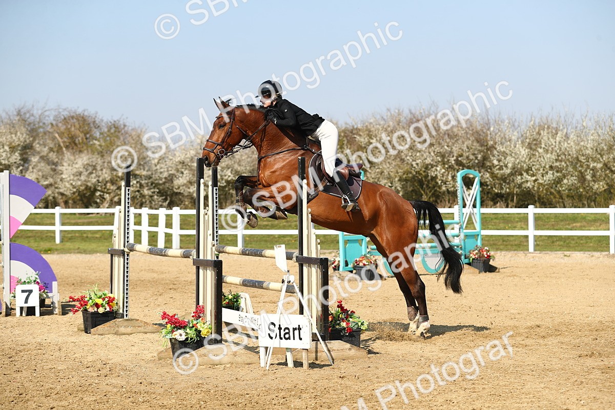 SBM_001215 - Class 4 - Senior Newcomers - 1.10m
