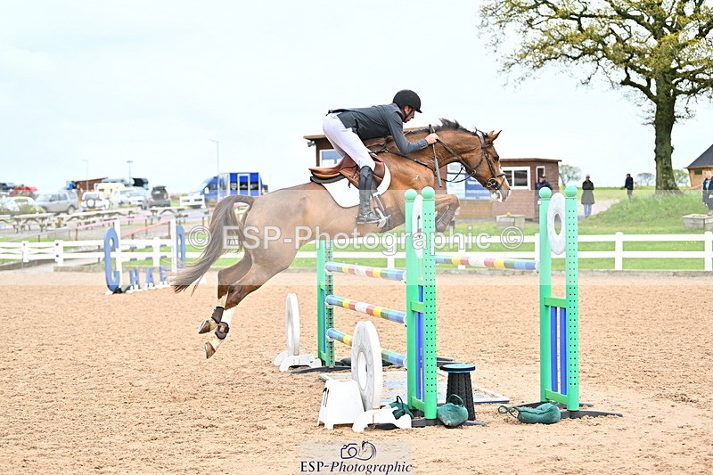 240501A-140756-00967 - Cls 8 Snr Foxhunter and 1.20m Open