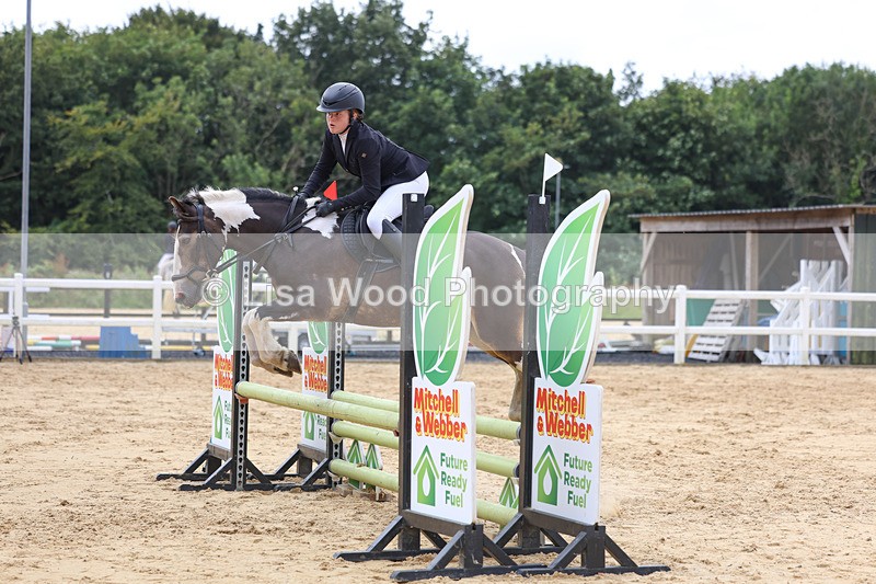 3E7A3107 - Class 6: 70cm Junior