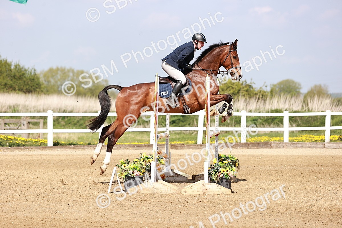  - Class 23 - Senior 1.05m