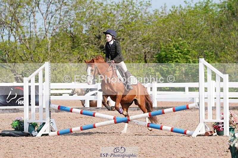 250503-092440-00080 - Cls 16 Clear Round 40cm and 50cm