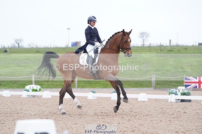 250403-164452-03421 - 005-Sara-Jane.Lanning-Choice