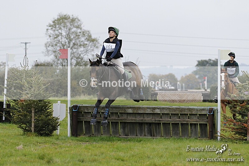 WWHT 181020 WWHT 181020 1483 - WWEC Intermediate Pairs (0.90m) 18/10/20