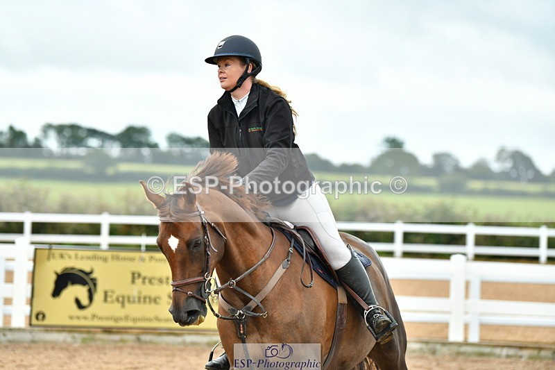 230730A-142936-10337 - Cls 35 1.05m Amateur Quali