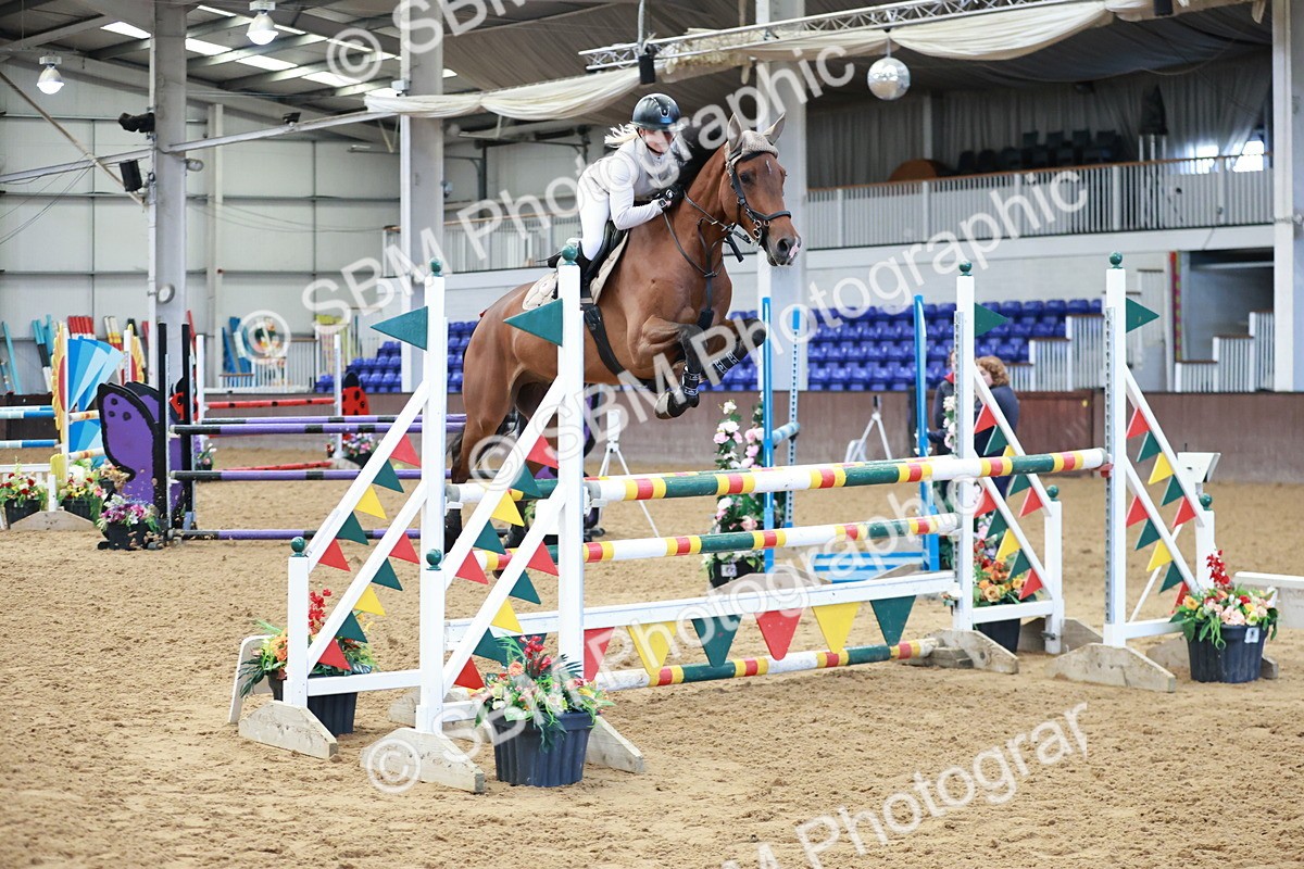 SBM_003813 - Class 11 - Senior Newcomers - 1.10m