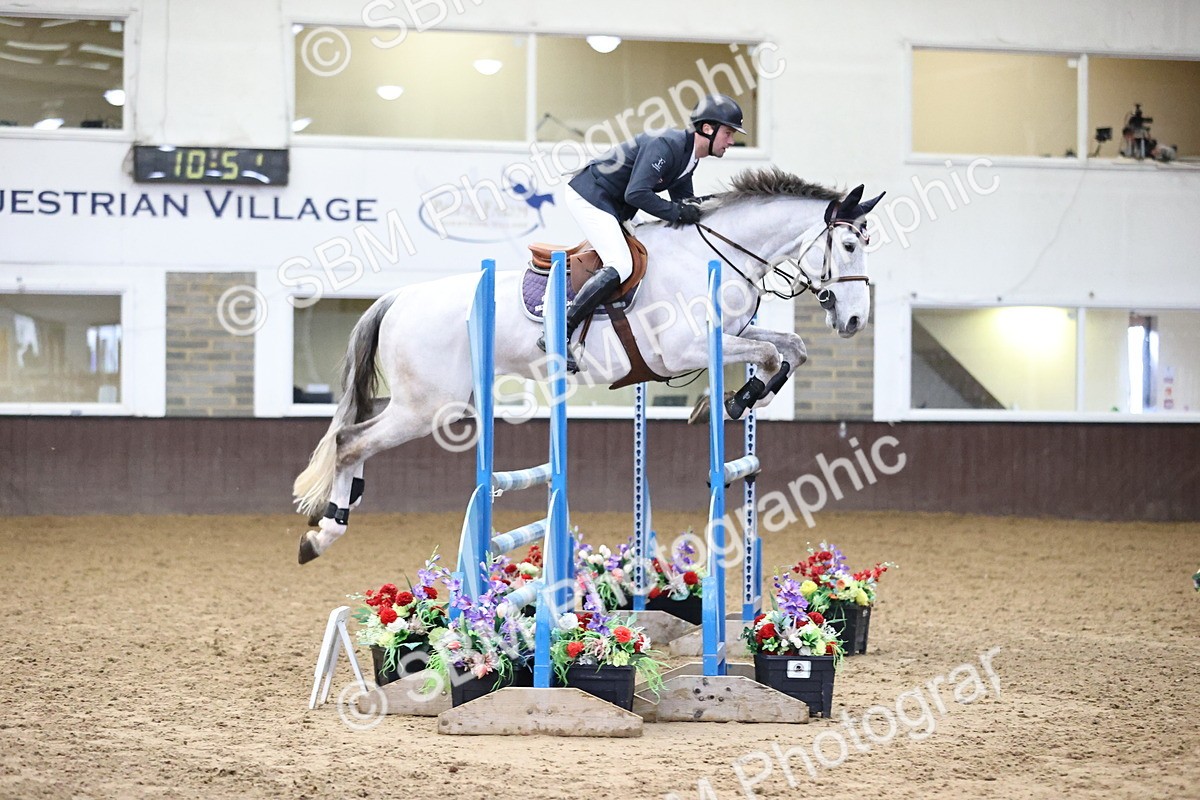 SBM_004695 - Class 16 - Senior Newcomers - 1.10m