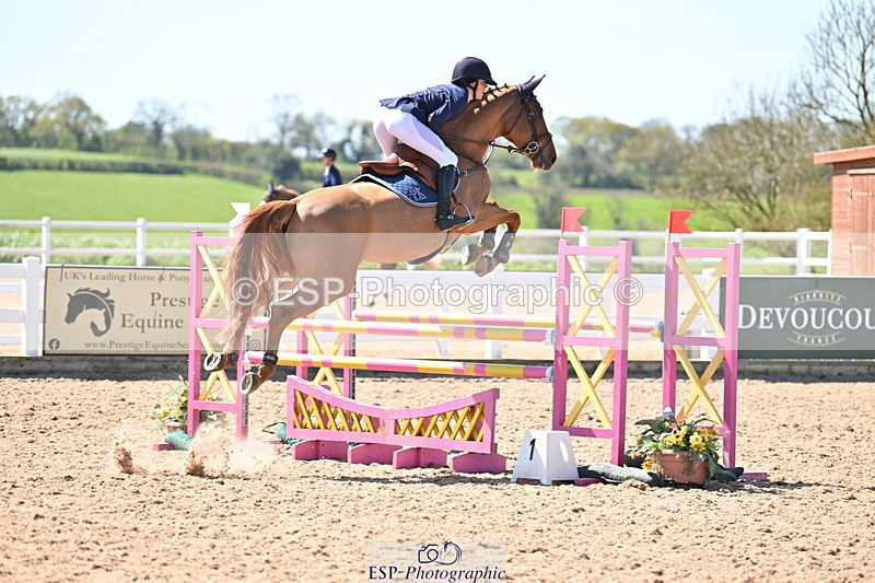 240420A-115135-10634 - Cls 15, 1 Star Bronze Tour 1.15m