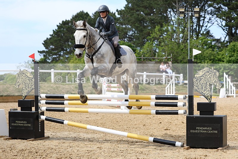 3E7A7311 - Class 7: Senior Newcomers/1.10m open