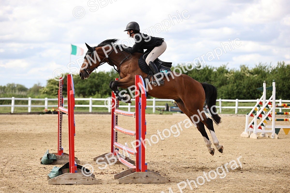SBM_003788 - Class 13 - Senior Foxhunter - 1.20m