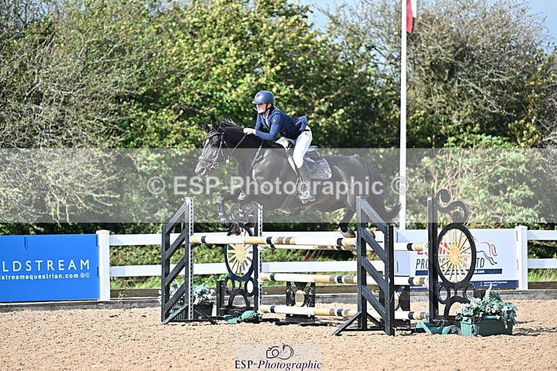 241005A-125626-03850 - SAT Cls 18 1.05m Amateur Jump Off and P