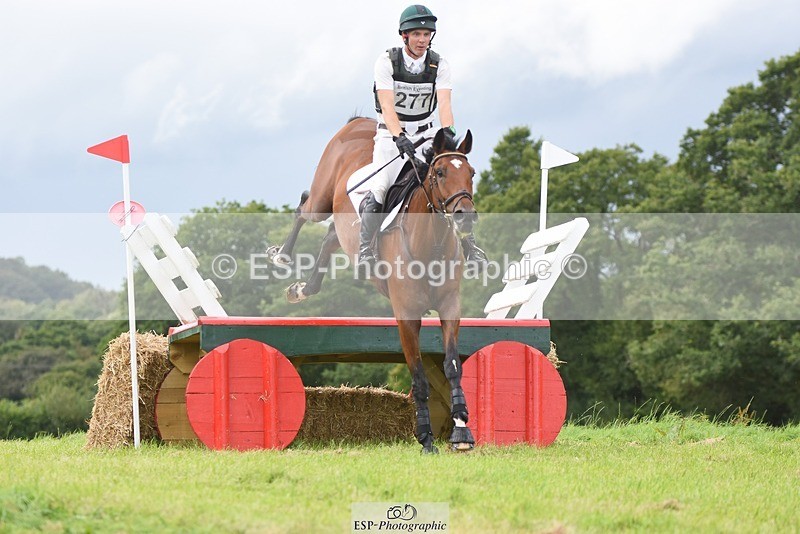 230820X-142300-3520 - BE100 XC 14.00 to 15.00 End