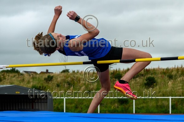 ComMast25-918900 - Field Female Set One